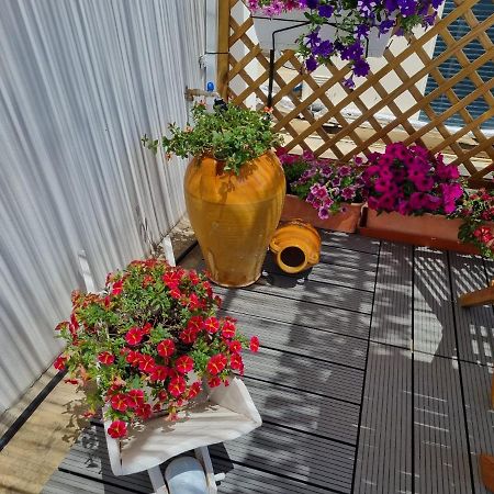La Terrazza Di Zoe - Castromediano Vila Cavallino di Lecce Exterior foto