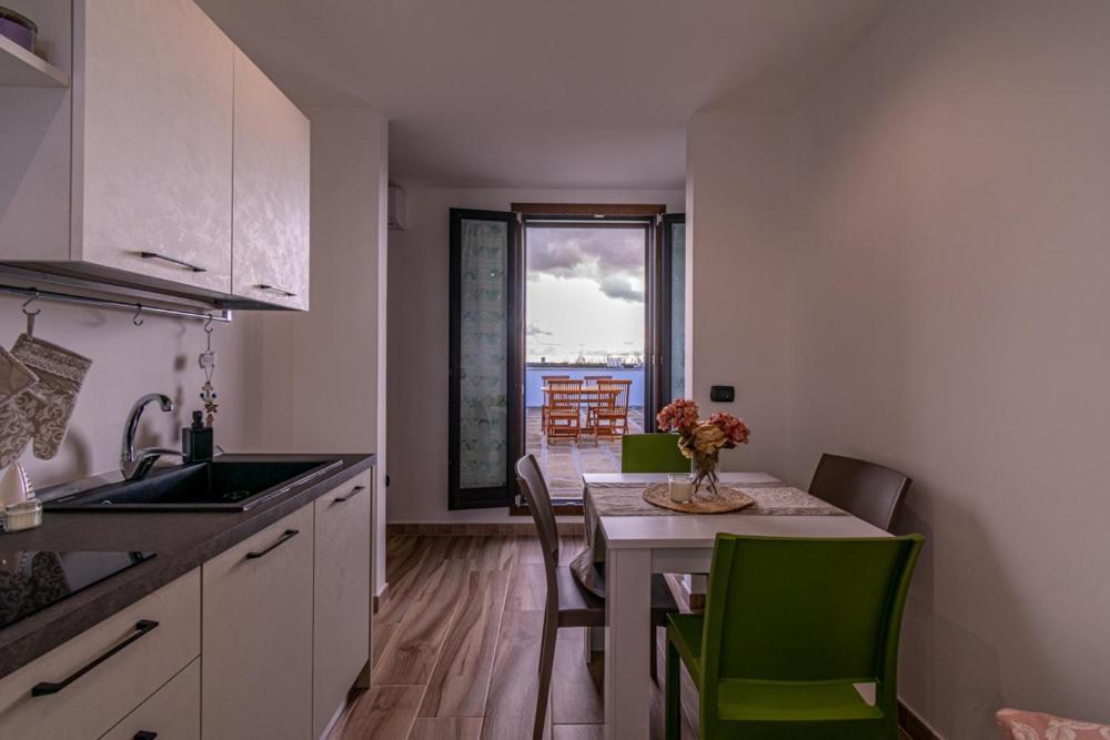 La Terrazza Di Zoe - Castromediano Vila Cavallino di Lecce Exterior foto
