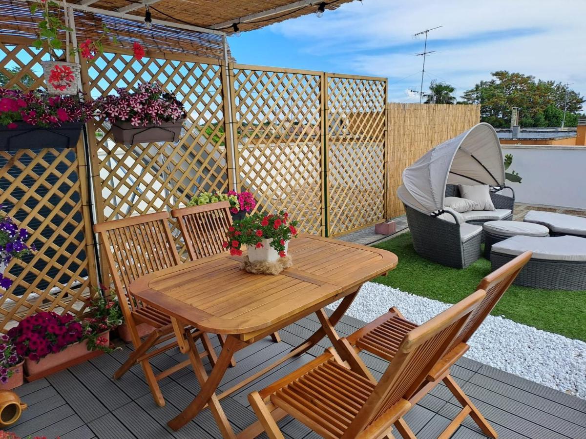 La Terrazza Di Zoe - Castromediano Vila Cavallino di Lecce Exterior foto