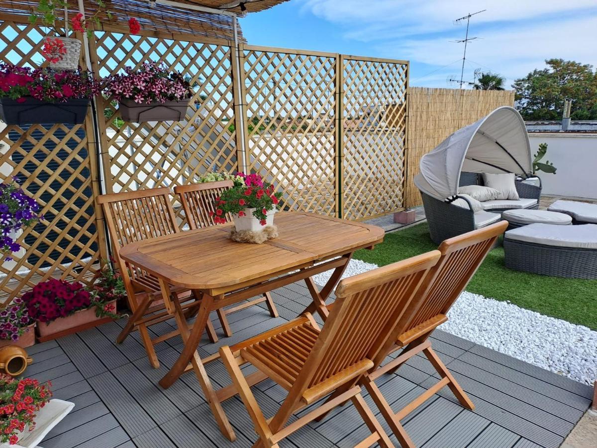 La Terrazza Di Zoe - Castromediano Vila Cavallino di Lecce Exterior foto