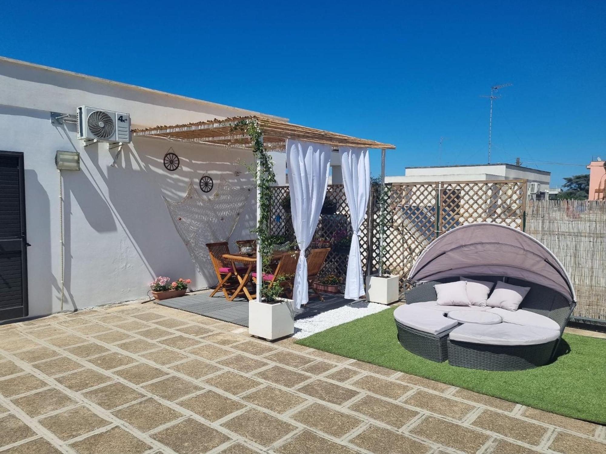 La Terrazza Di Zoe - Castromediano Vila Cavallino di Lecce Exterior foto